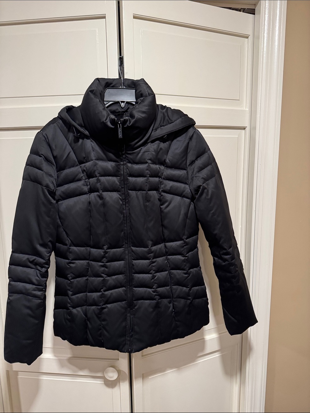 Calvin Klein Women's Black Quilted Puffer Coat with High Collar